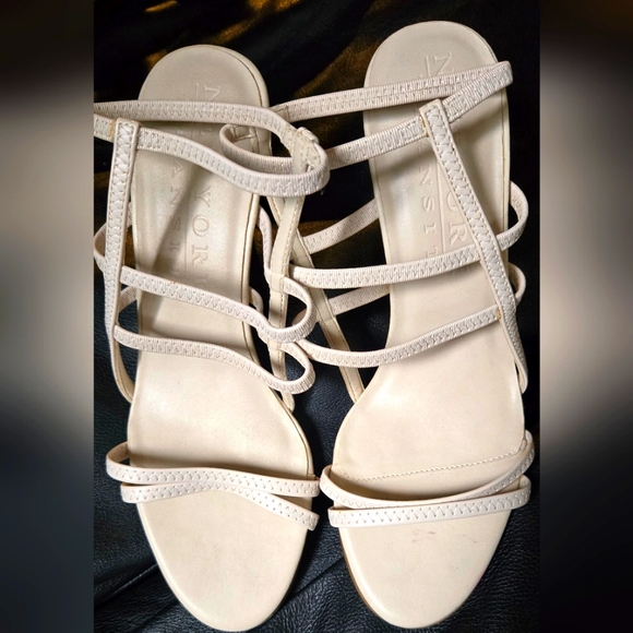 New York Transit Shoes - New York Transit NEW Cream Strappy "Naked" Sandals Sz7.5M
